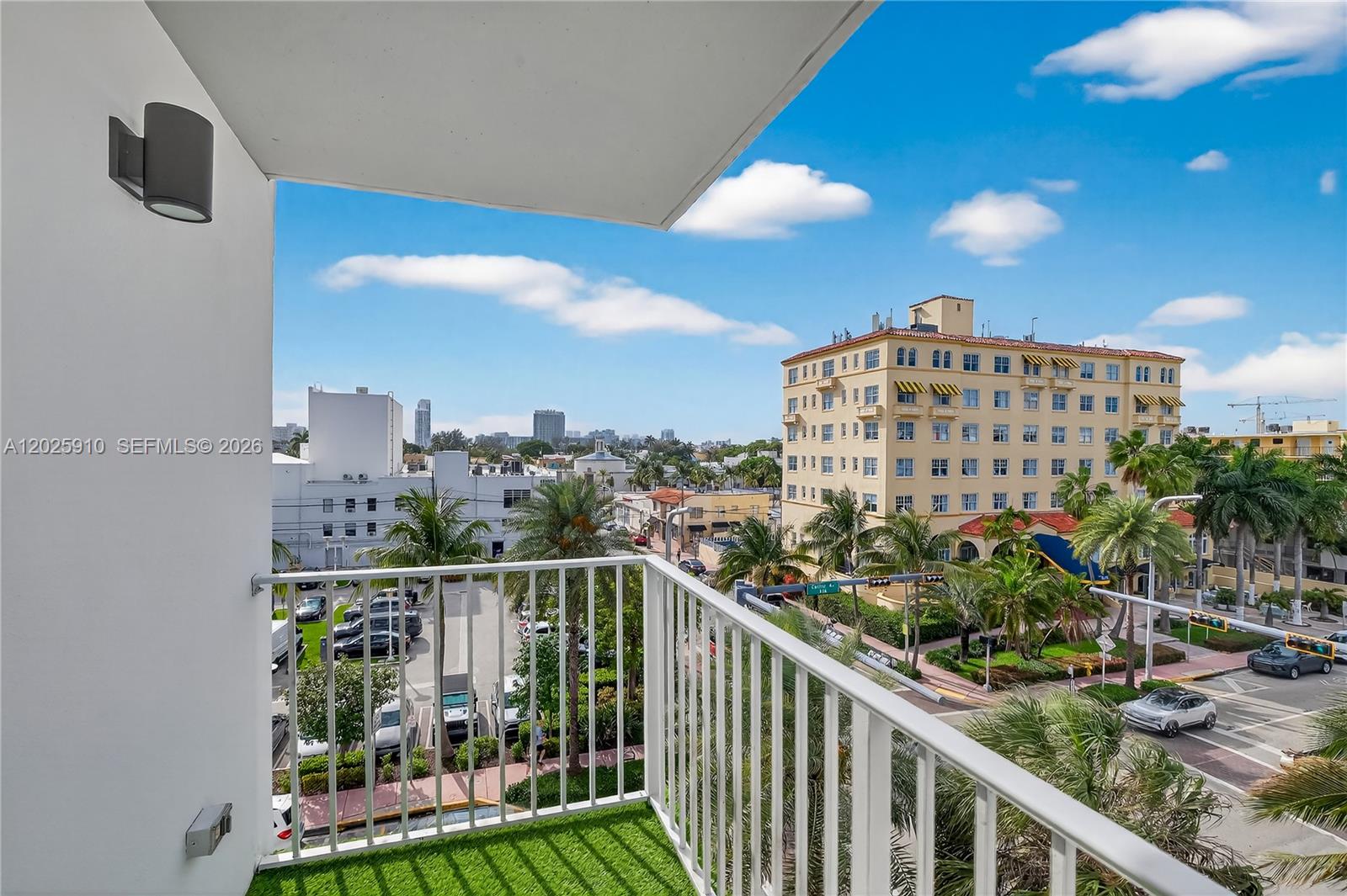 1255 Collins Avenue 504 Property Photo 22