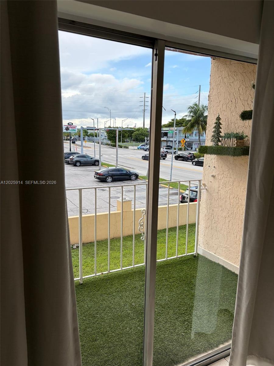 6820 W Flagler Street 212 Property Photo 12