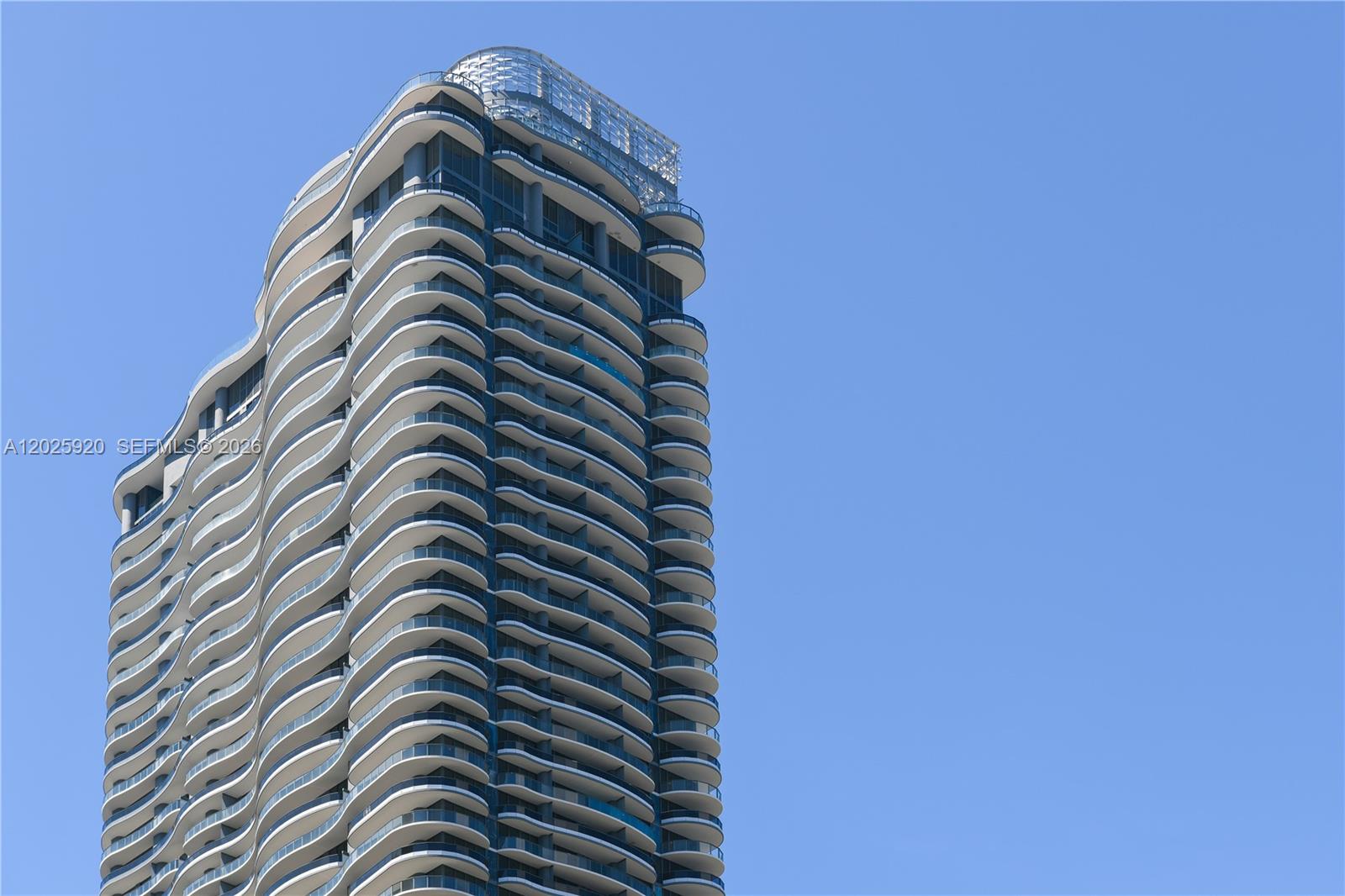 1000 Brickell 2014 Property Photo 3
