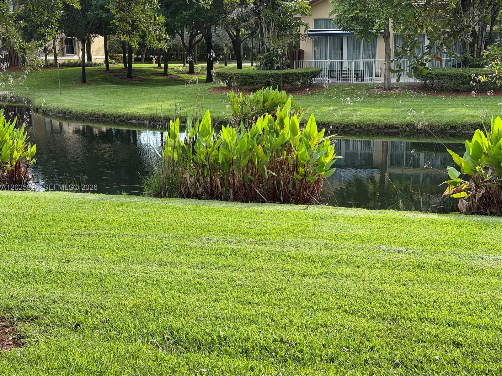 821 E Village Circle 821 Property Photo 17