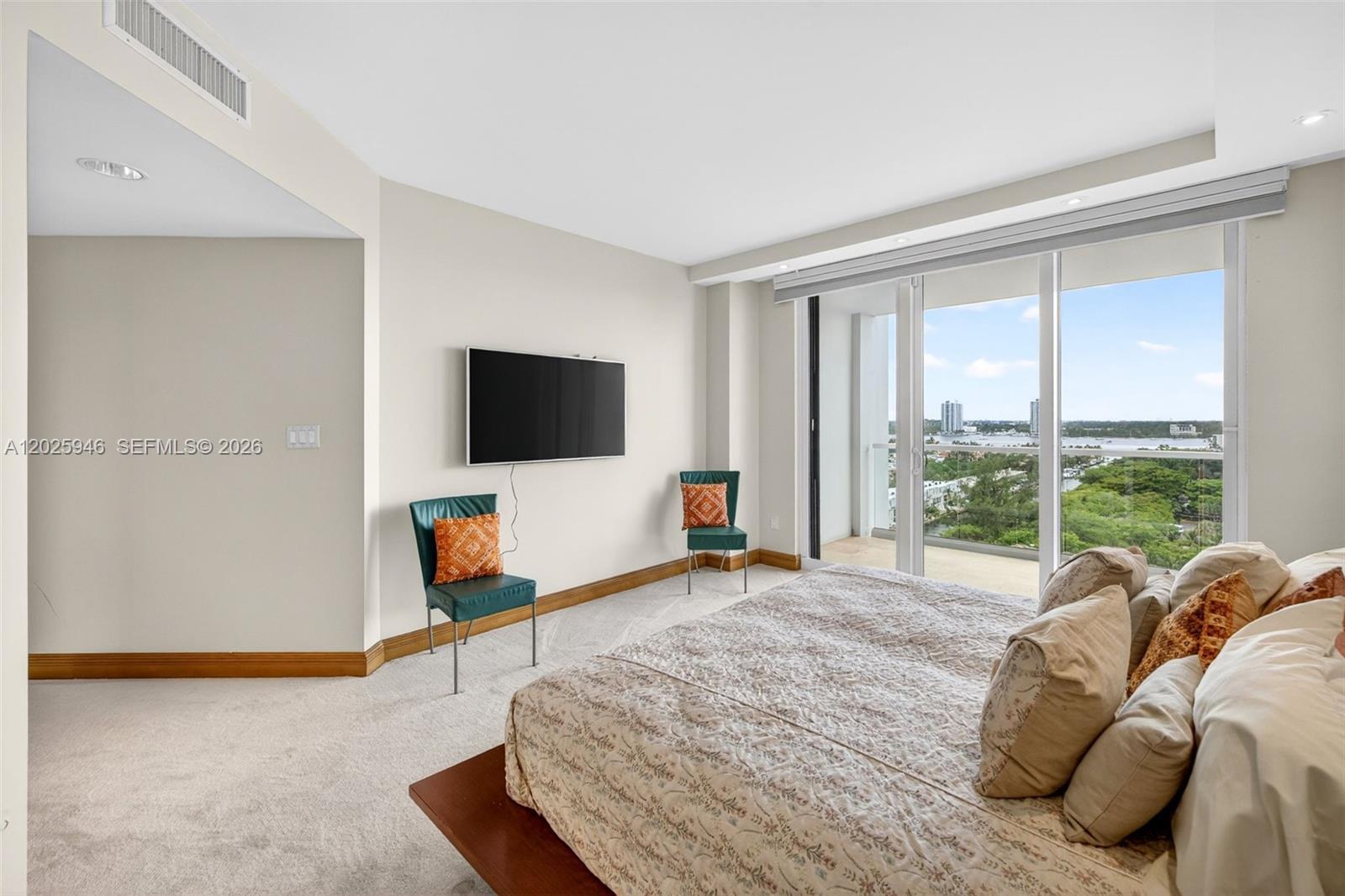 2600 Island Boulevard 1202 Property Photo 36