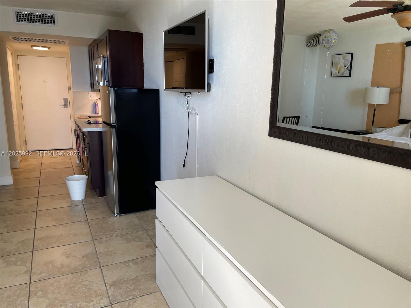 A12025992 Property Photo 3