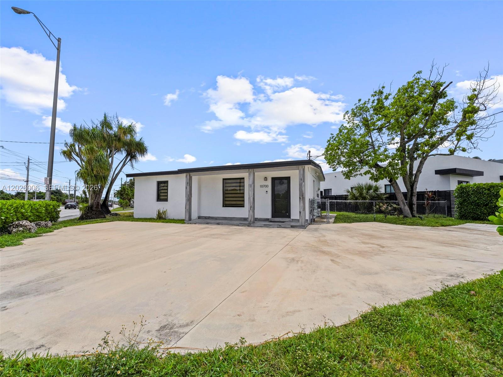 10700 Sw 46th Street Property Photo 18