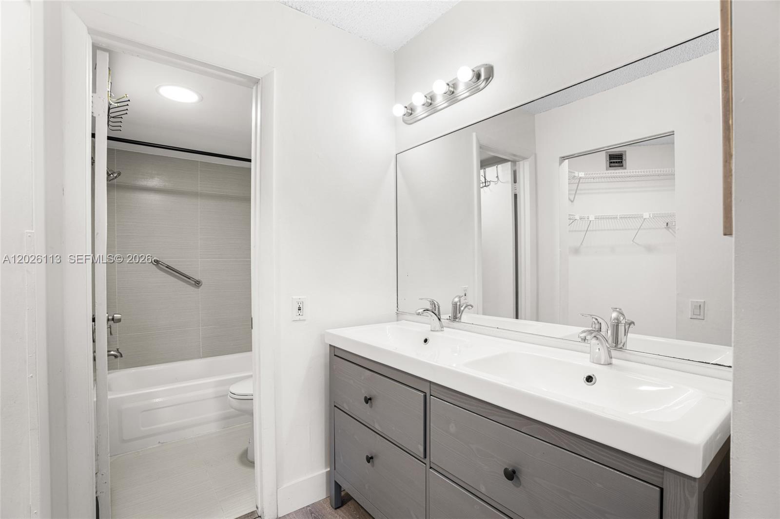 9091 Lime Bay Boulevard 304 Property Photo 14