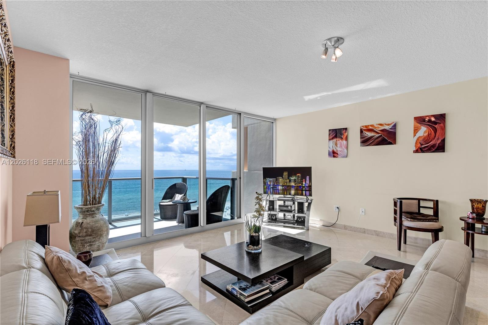 1455 Ocean Drive 1106 Property Photo 5