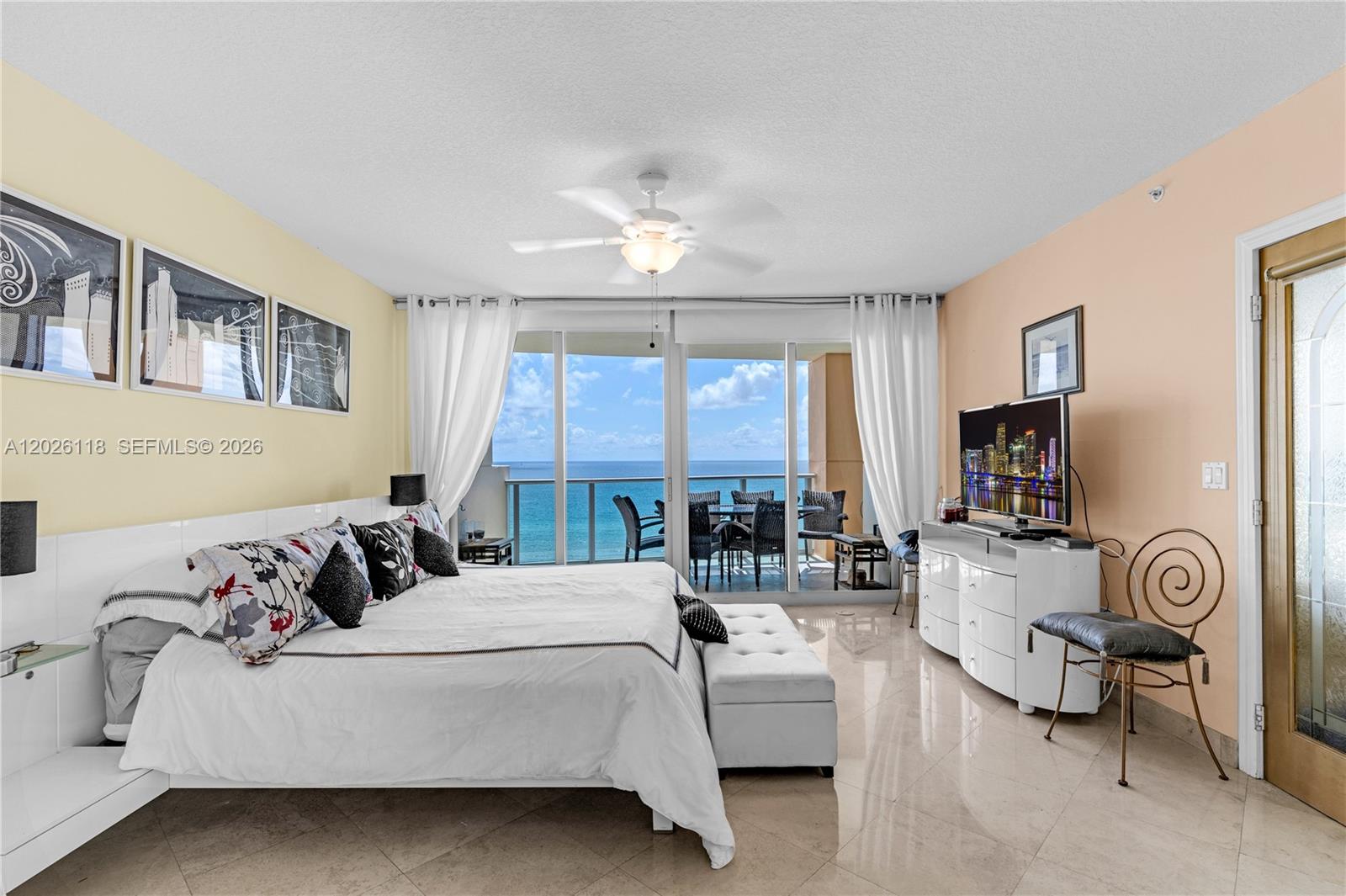 1455 Ocean Drive 1106 Property Photo 11