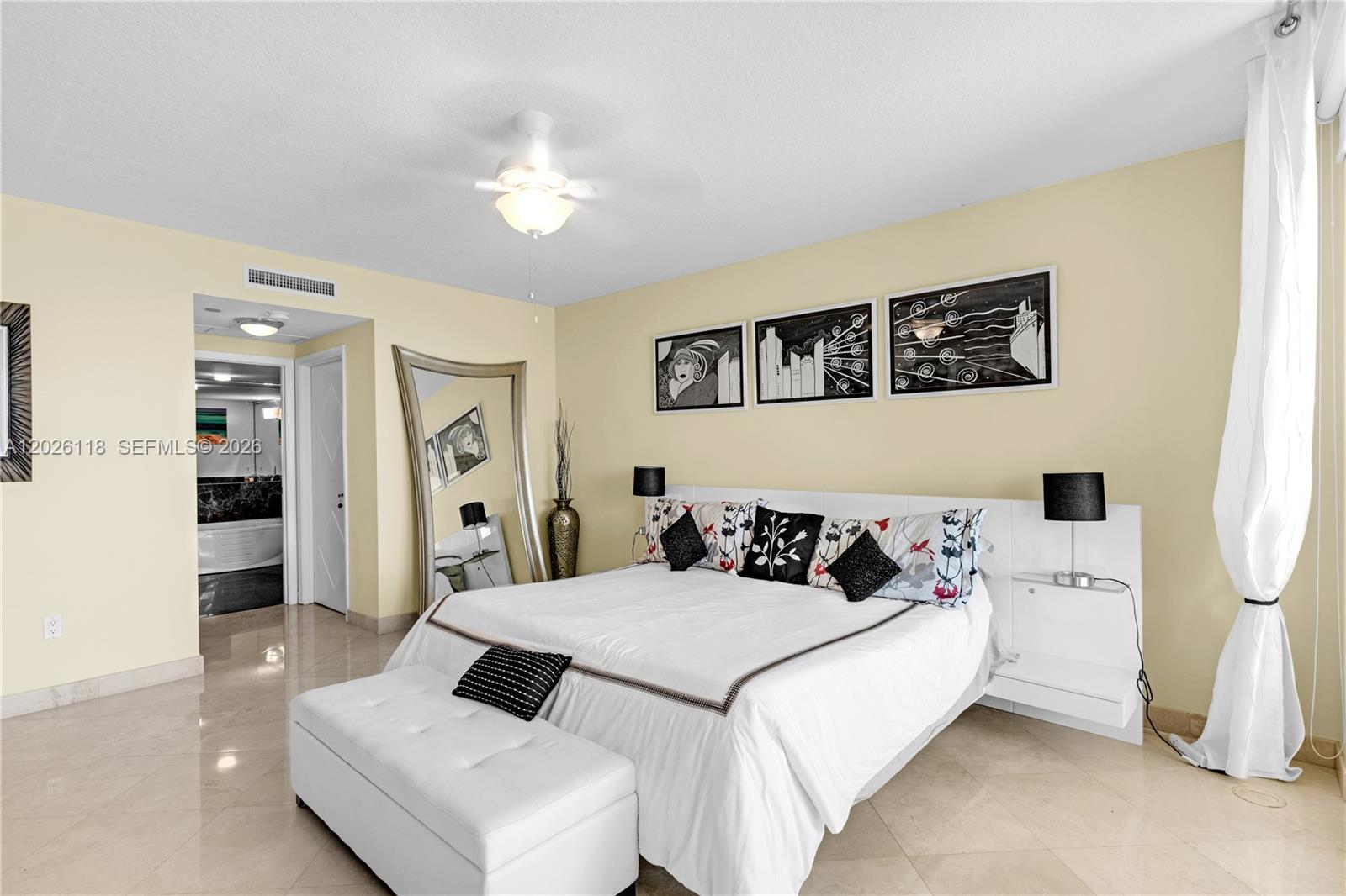 1455 Ocean Drive 1106 Property Photo 15