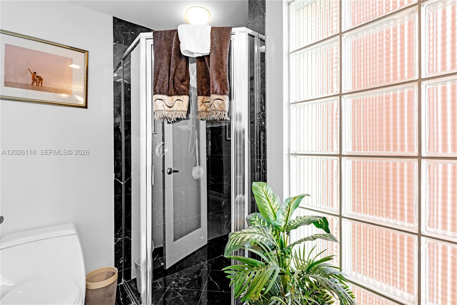 1455 Ocean Drive 1106 Property Photo 18