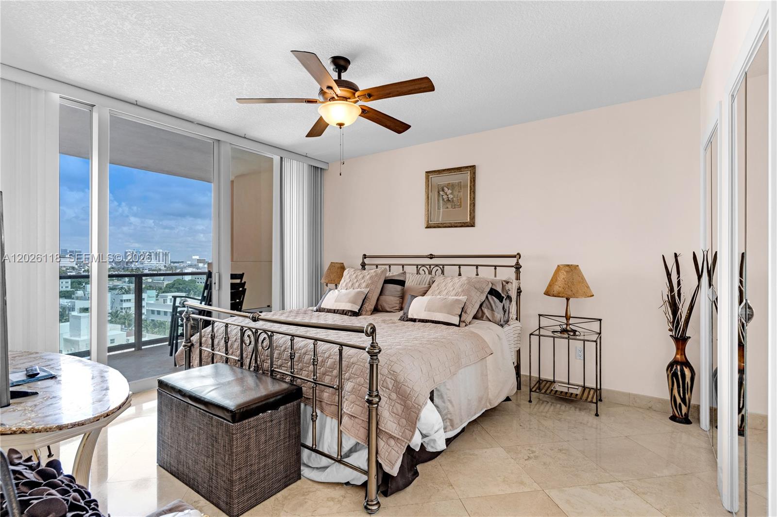 1455 Ocean Drive 1106 Property Photo 22