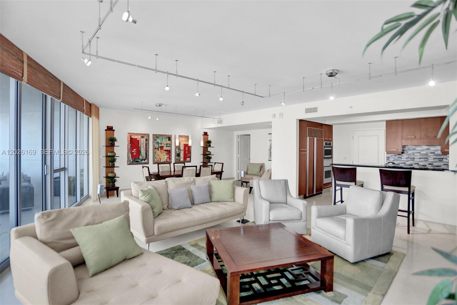 3101 S Ocean Drive 2005 (available Now ) Property Photo 4
