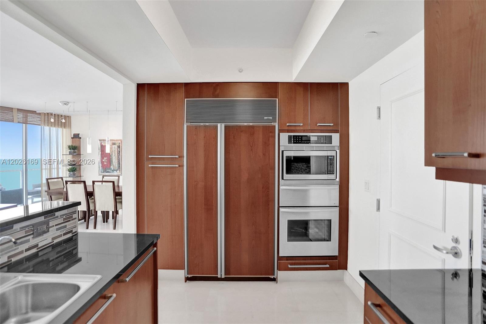 3101 S Ocean Drive 2005 (available Now ) Property Photo 8