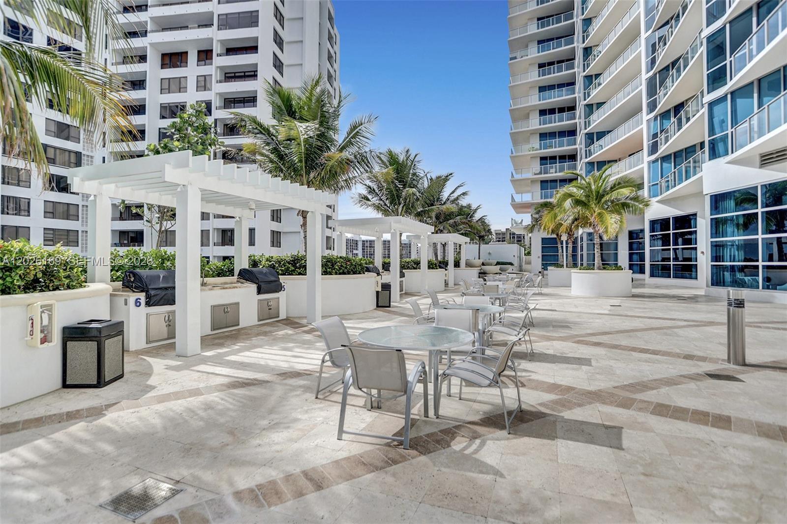 3101 S Ocean Drive 2005 (available Now ) Property Photo 36