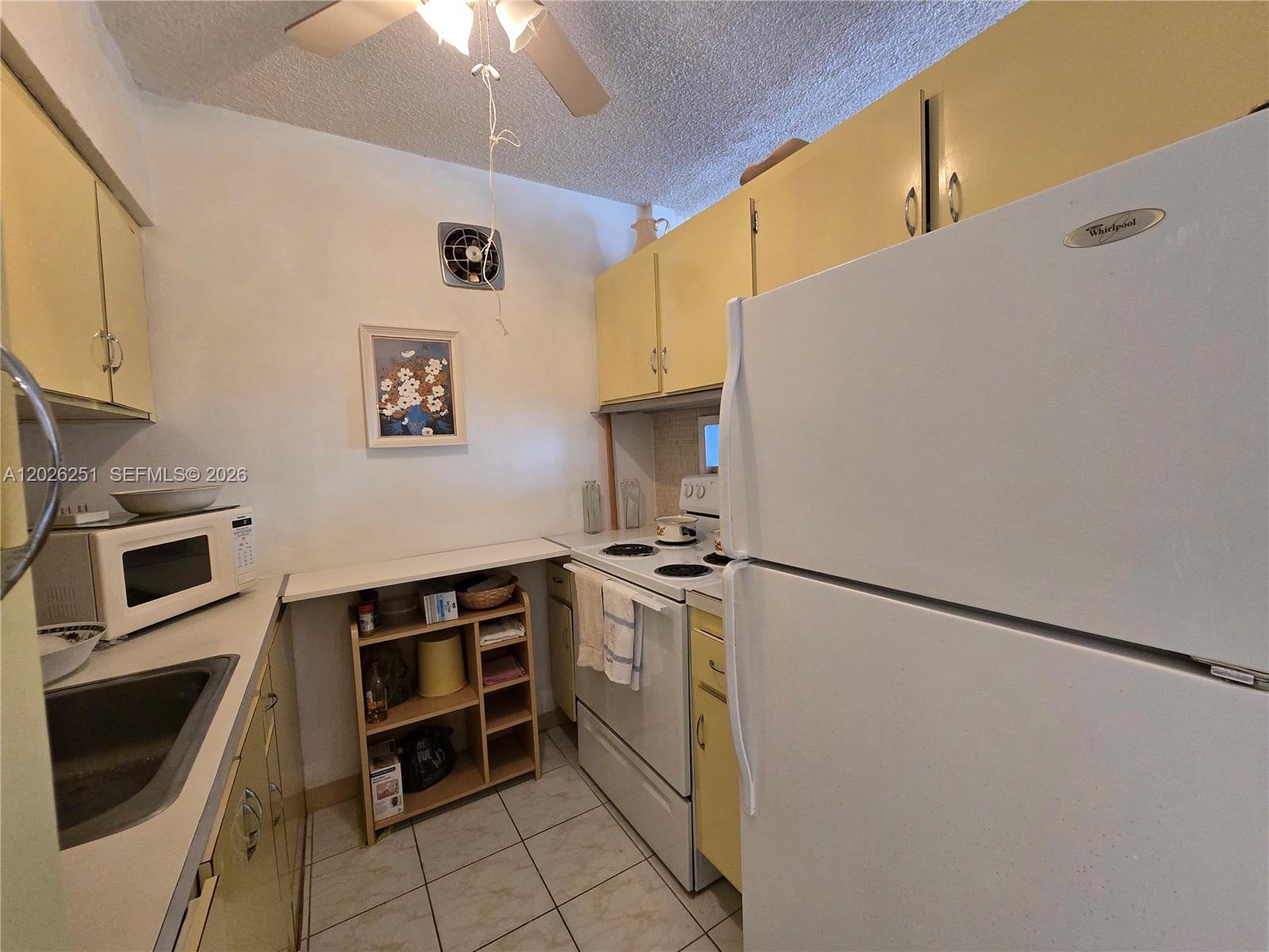 820 Sw 11 Street 4b Property Photo 9