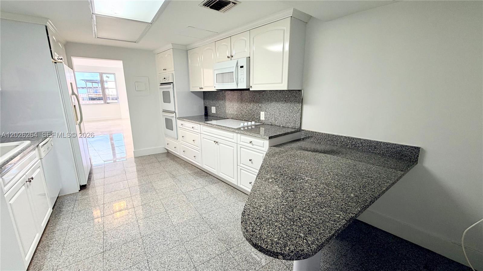 A12026264 Property Photo 10