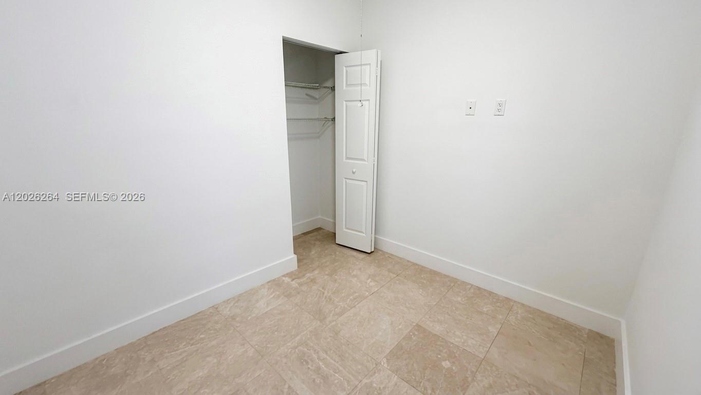 A12026264 Property Photo 24