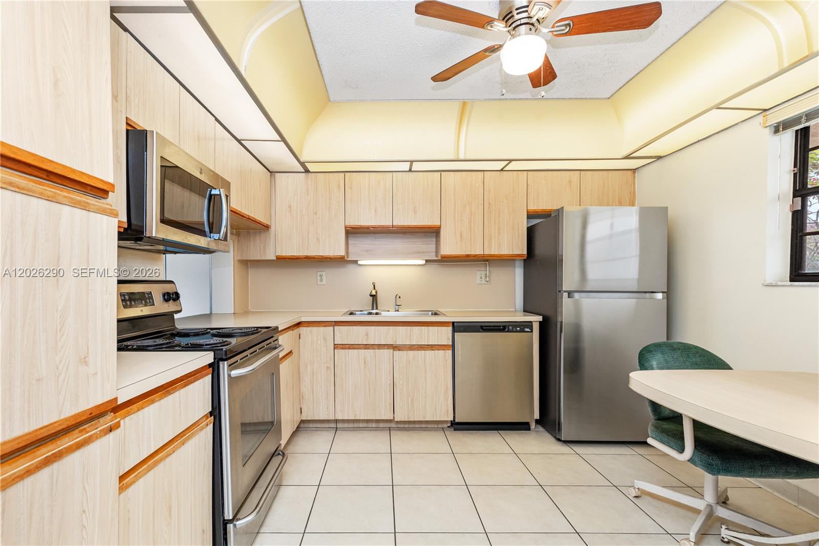 4950 E Sabal Palm Boulevard 106 Property Photo 12