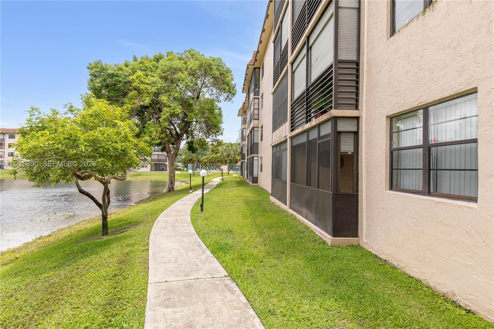 4950 E Sabal Palm Boulevard 106 Property Photo 34