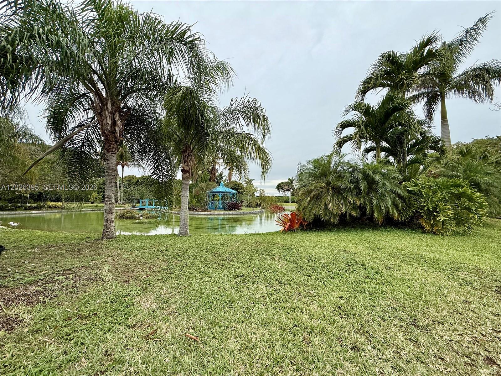 A12026395 Property Photo 36