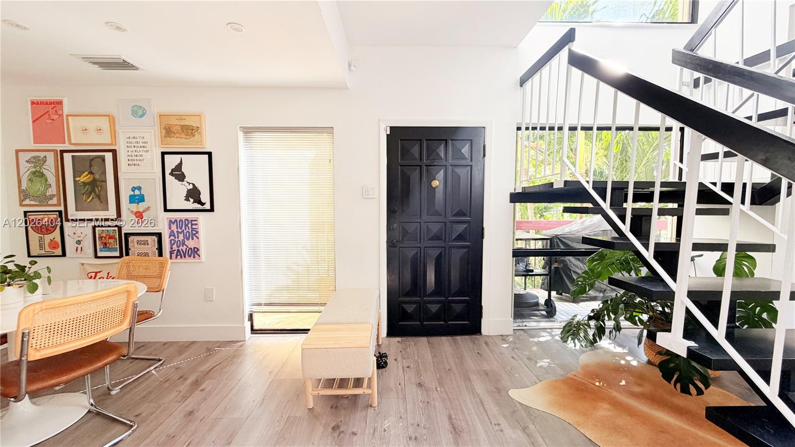 A12026404 Property Photo 3
