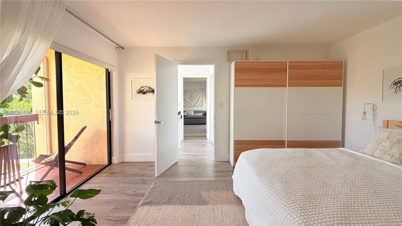 A12026404 Property Photo 18