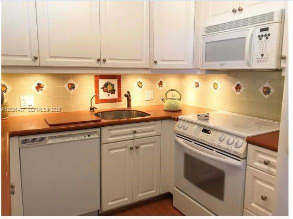 449 Fanshaw K 449 Property Photo 21