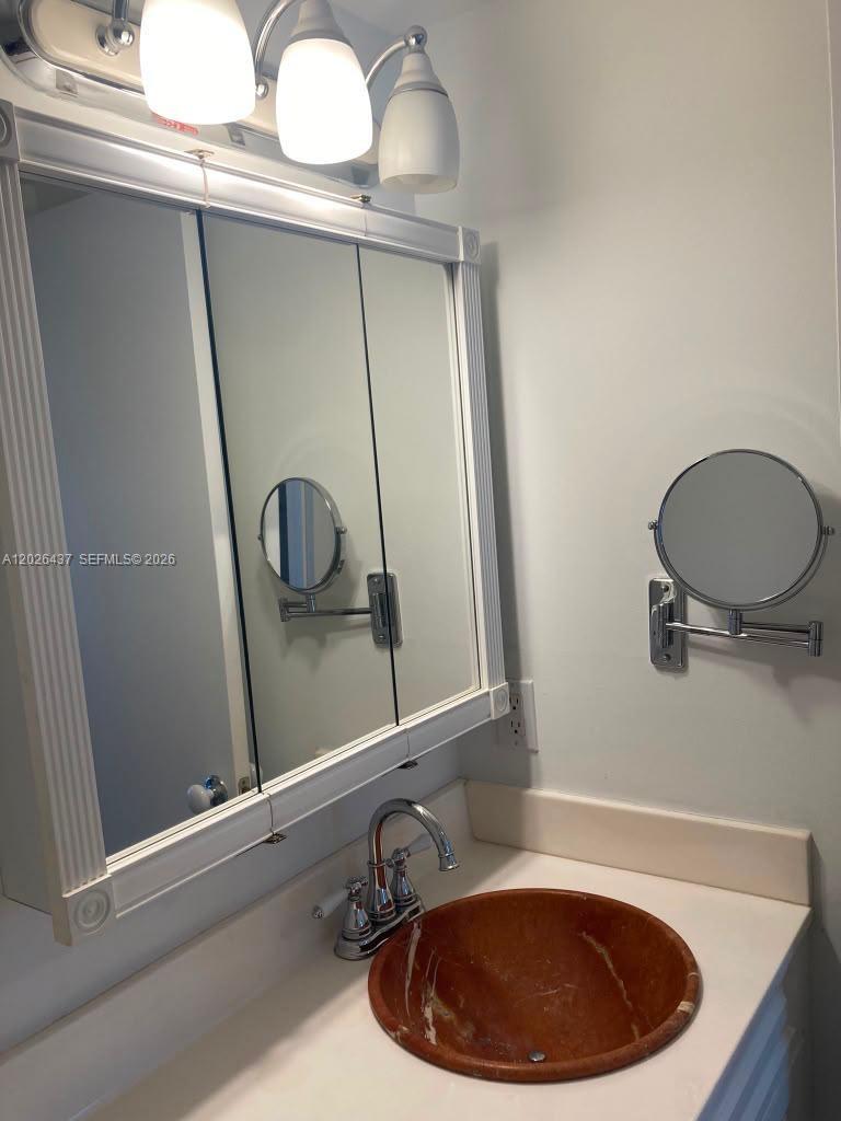 449 Fanshaw K 449 Property Photo 49