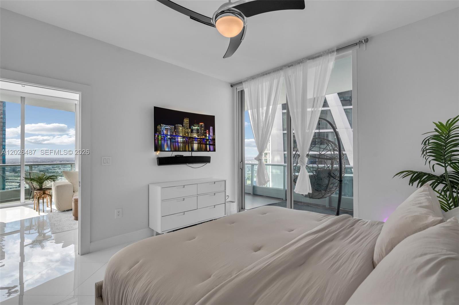 900 Biscayne Boulevard 4412 Property Photo 8