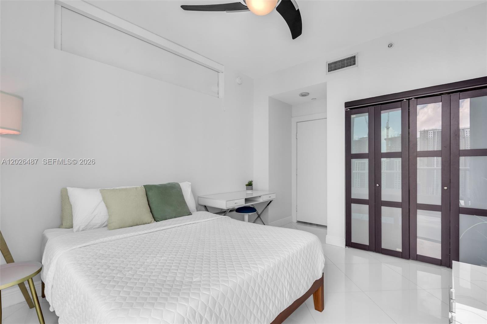 900 Biscayne Boulevard 4412 Property Photo 12