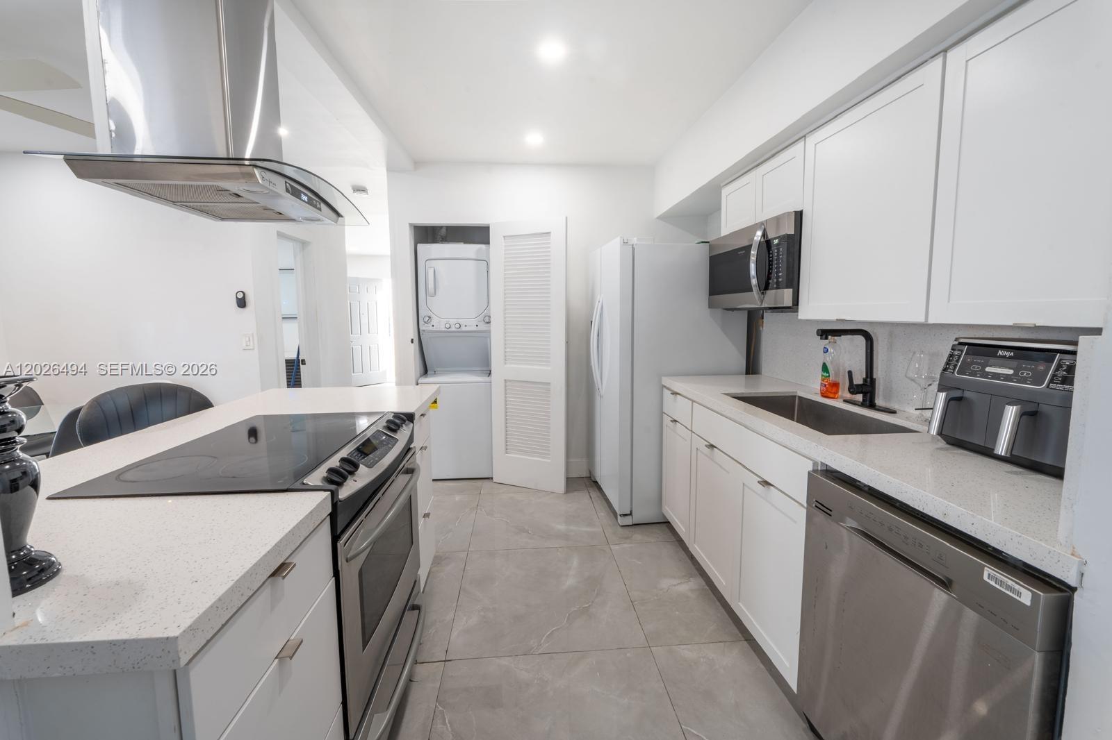 711 85th Street Property Photo 15