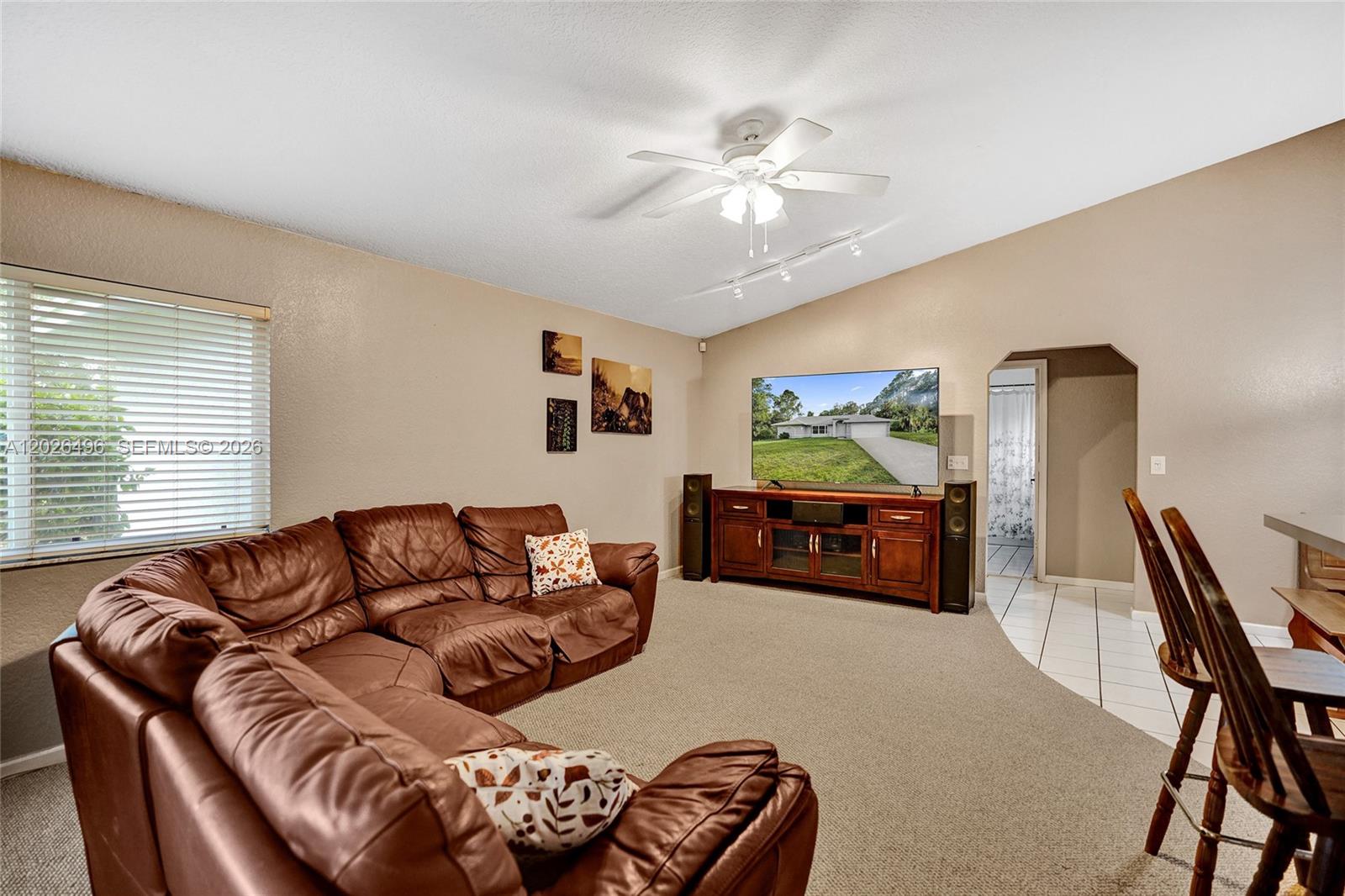 14808 N 69th Street N Property Photo 10