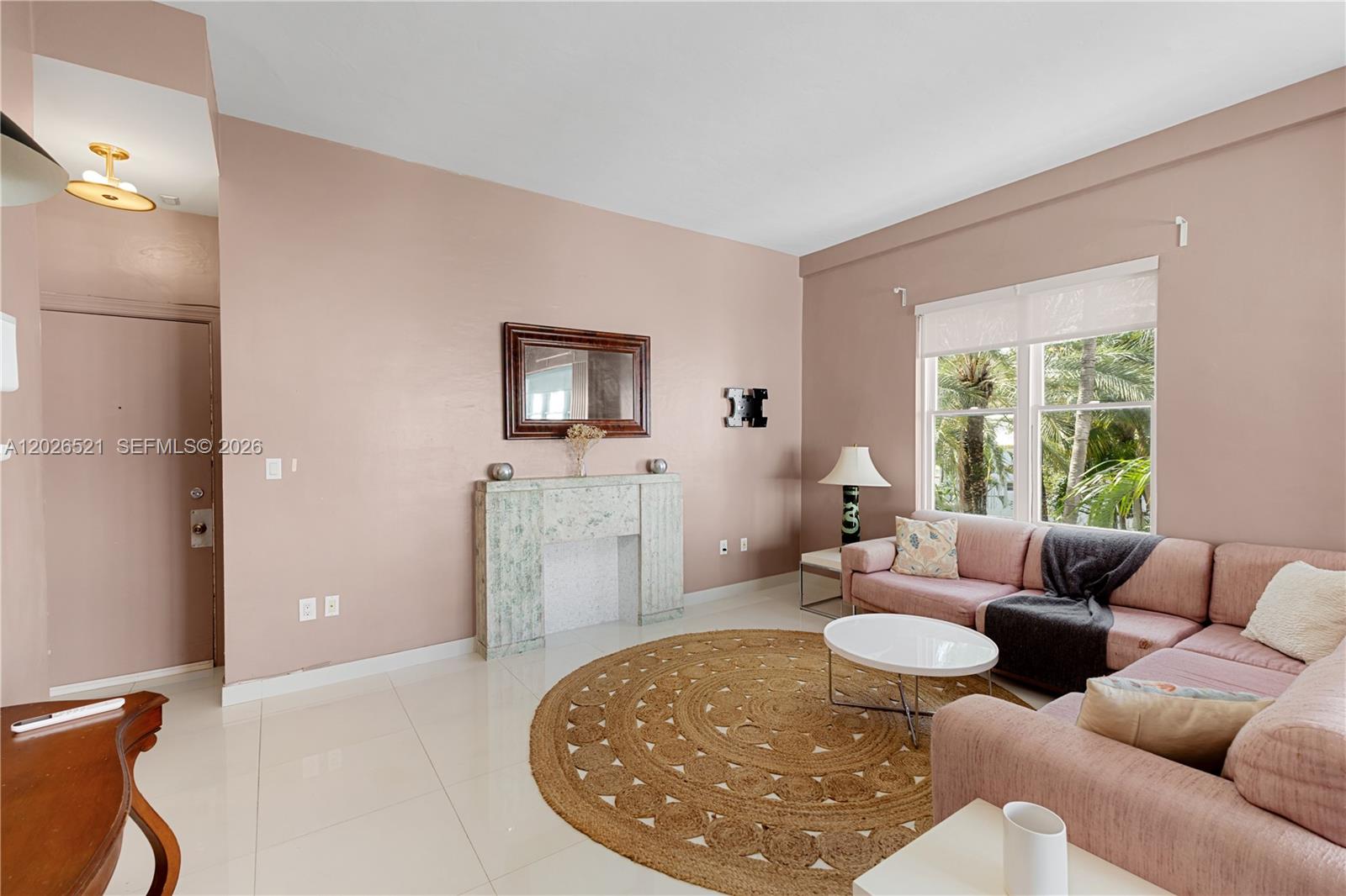 2421 Lake Pancoast Drive 3b Property Photo 5