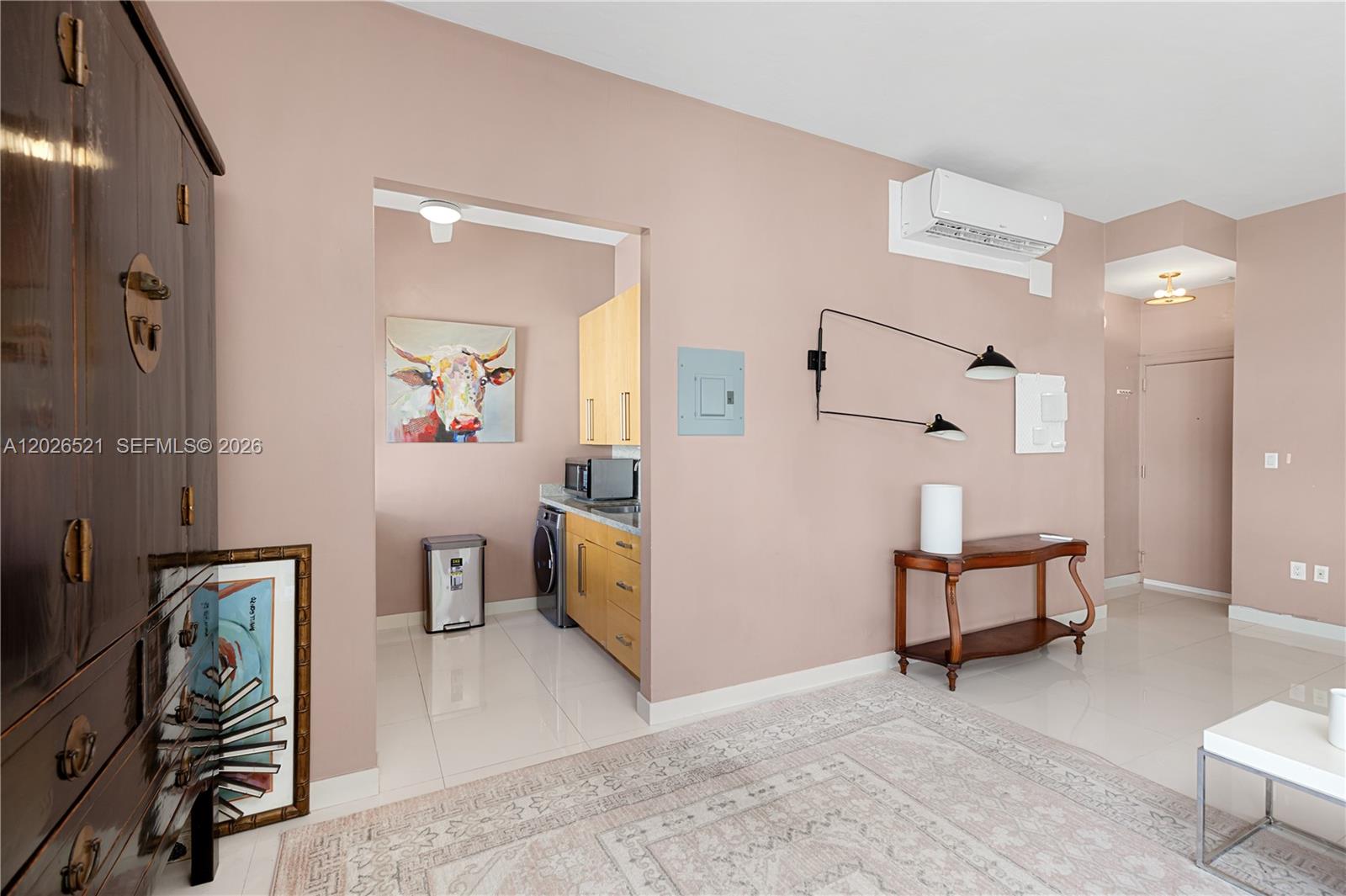 2421 Lake Pancoast Drive 3b Property Photo 9