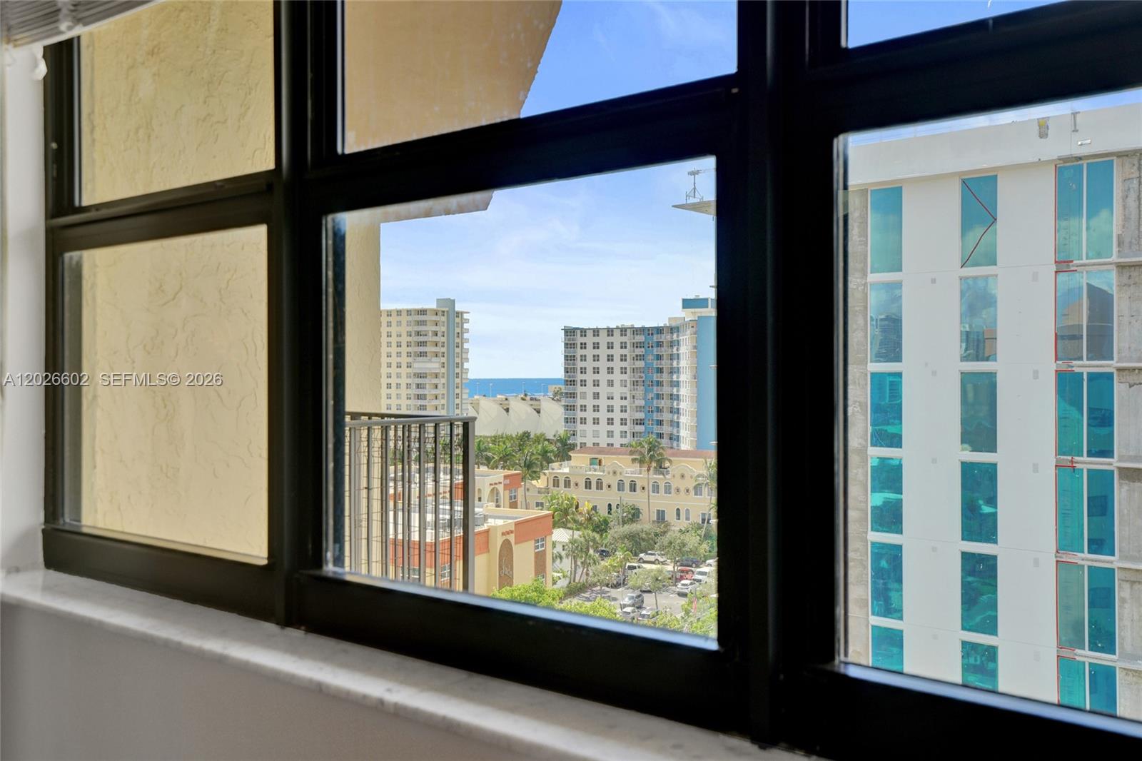 501 N Riverside Drive Ph2 Property Photo 14