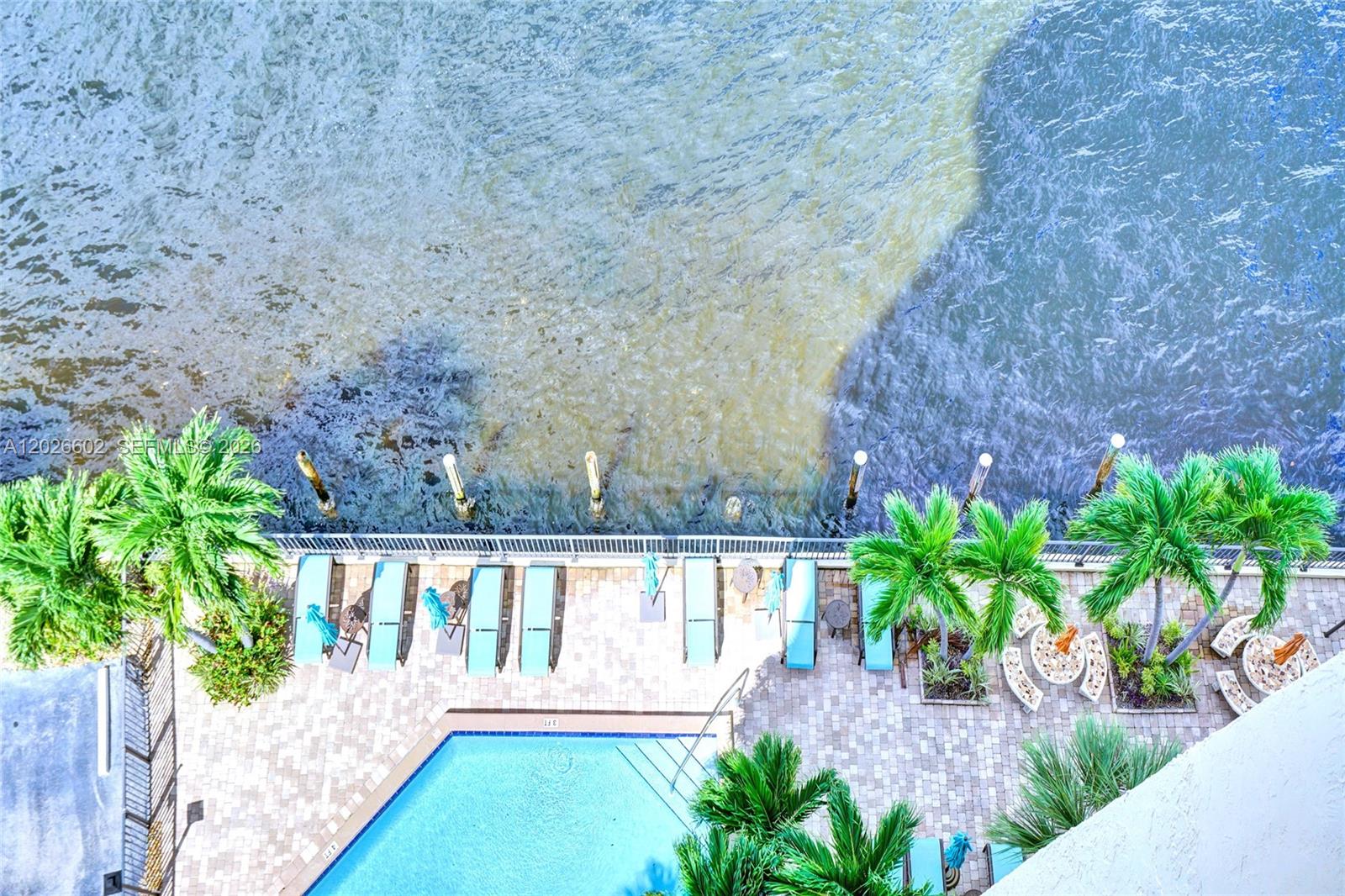 501 N Riverside Drive Ph2 Property Photo 20