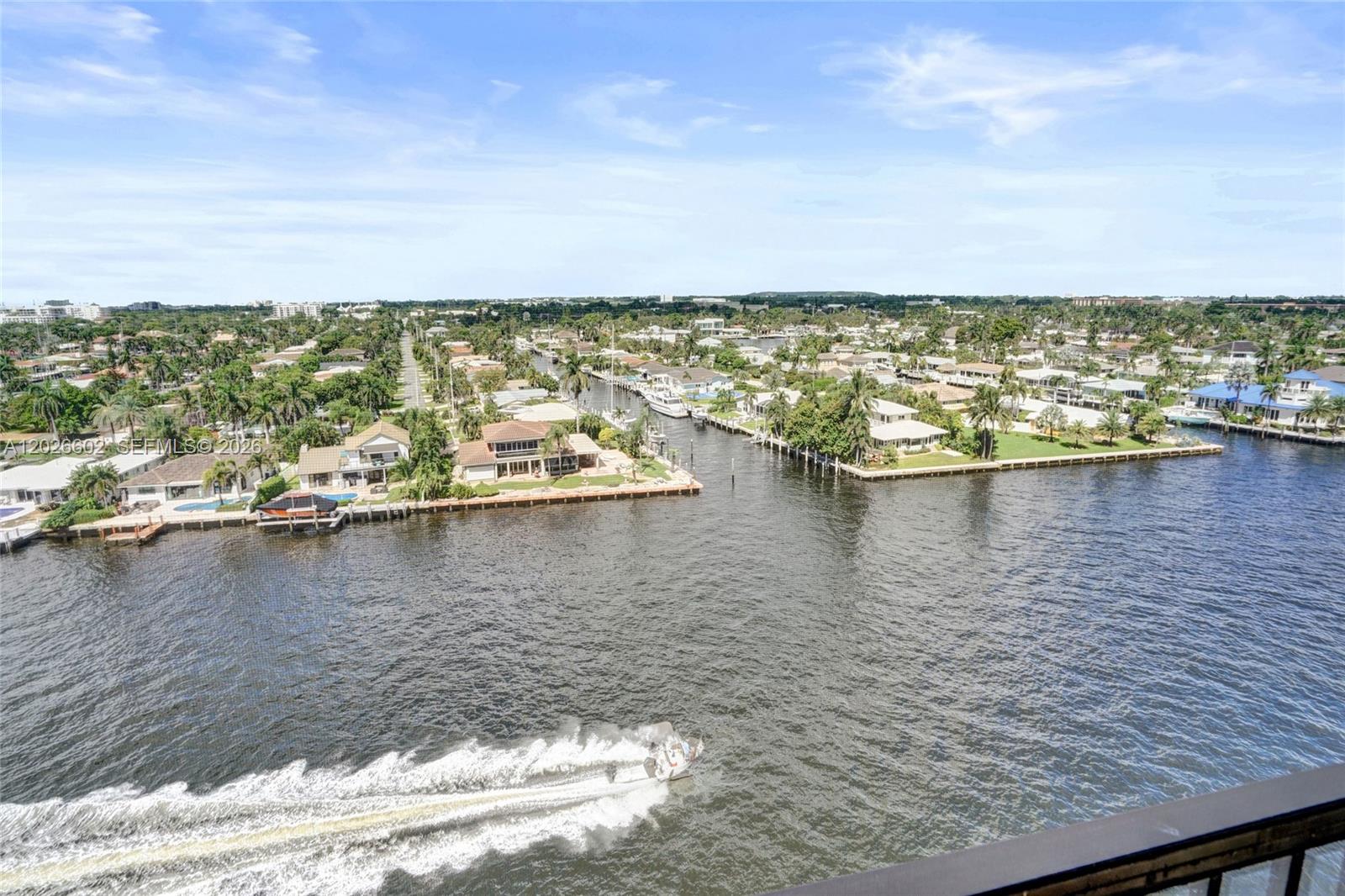 501 N Riverside Drive Ph2 Property Photo 25