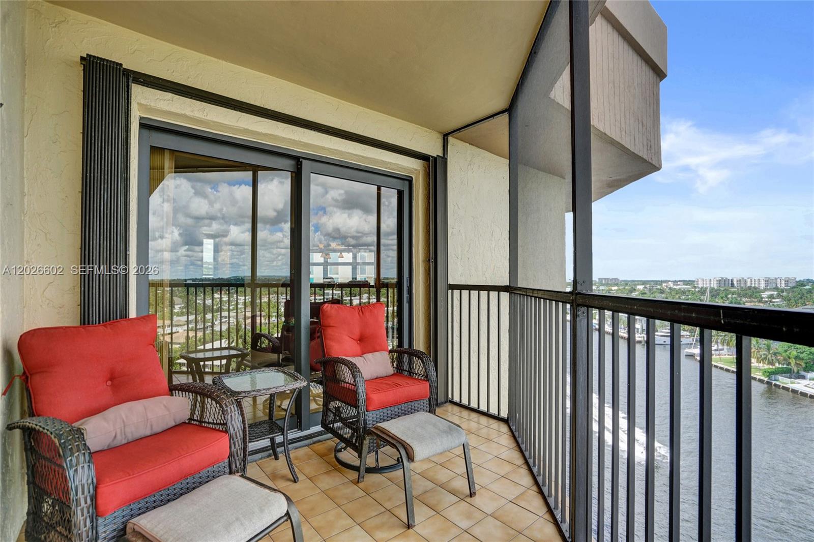 501 N Riverside Drive Ph2 Property Photo 27