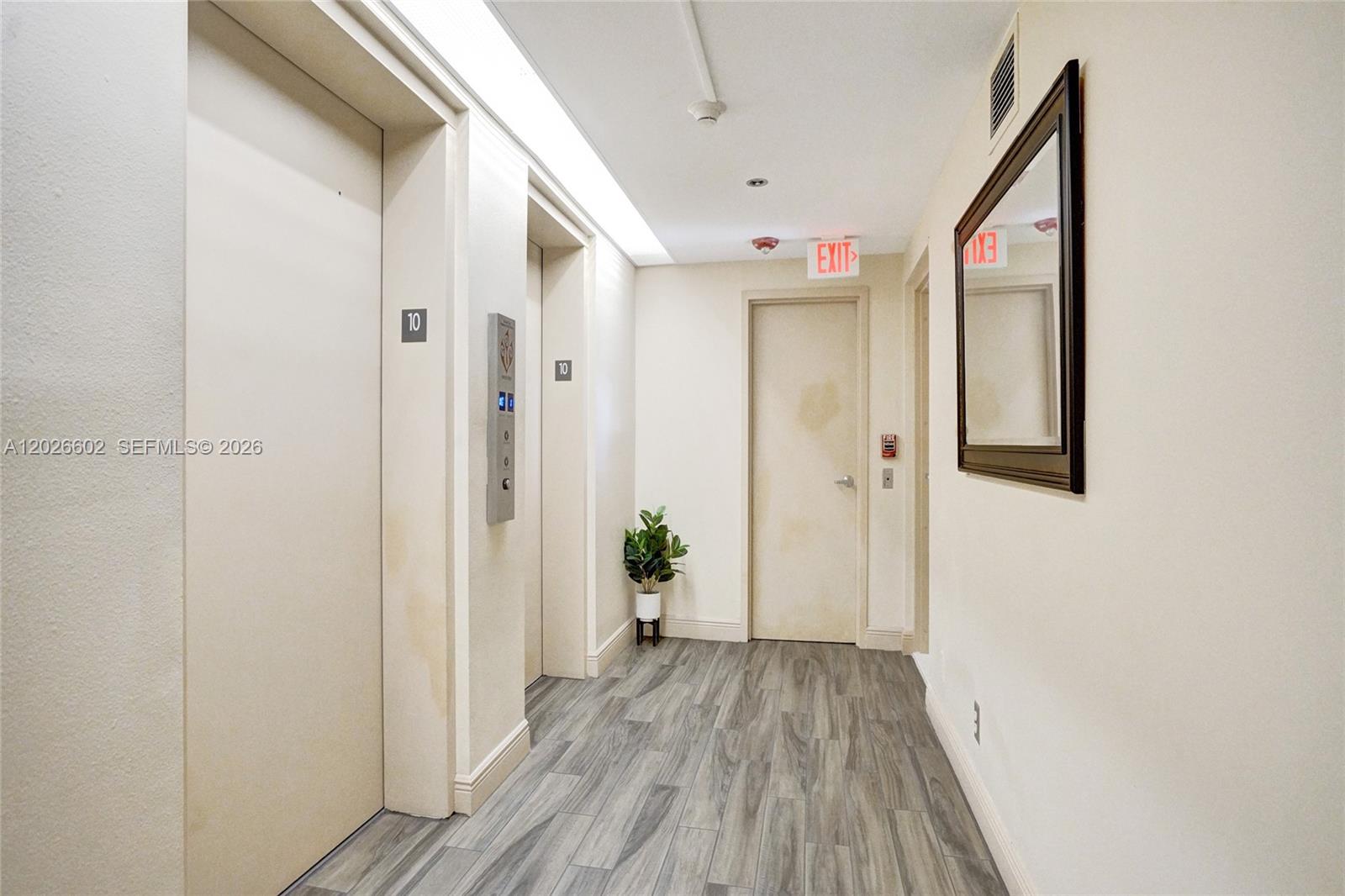 501 N Riverside Drive Ph2 Property Photo 60