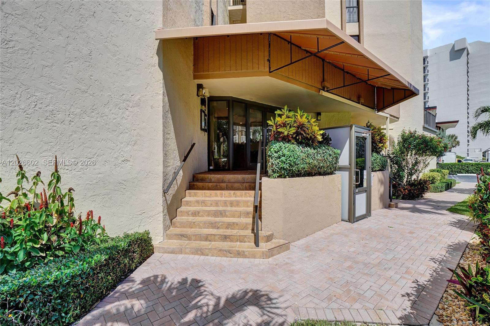 501 N Riverside Drive Ph2 Property Photo 67