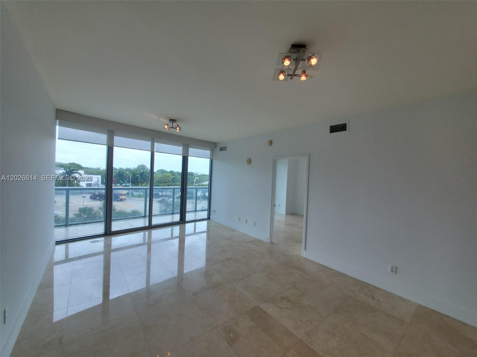 888 Biscayne Boulevard 311 Property Photo 4