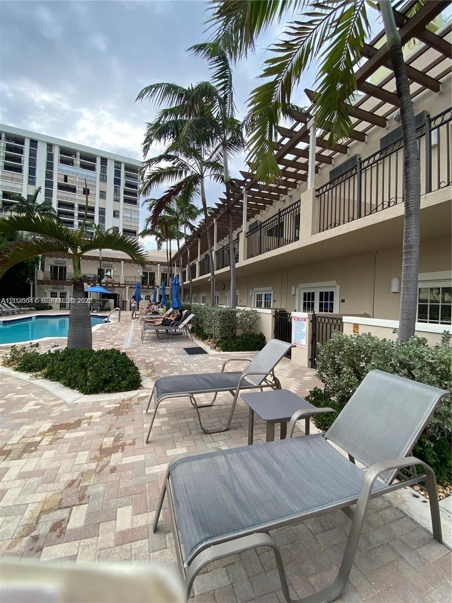 2011 N Ocean Boulevard 605 Property Photo 49