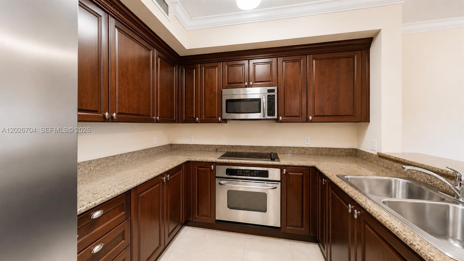 4106 Renaissance Way 106 Property Photo 3