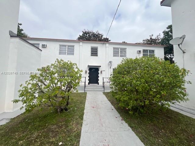 535 SW 7th Street 4 Property Photo 1