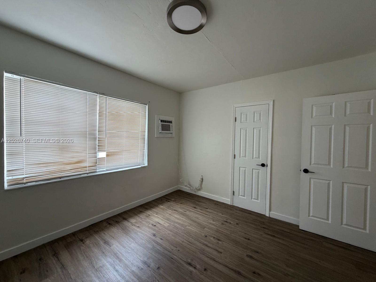 535 Sw 7th Street 4 Property Photo 8
