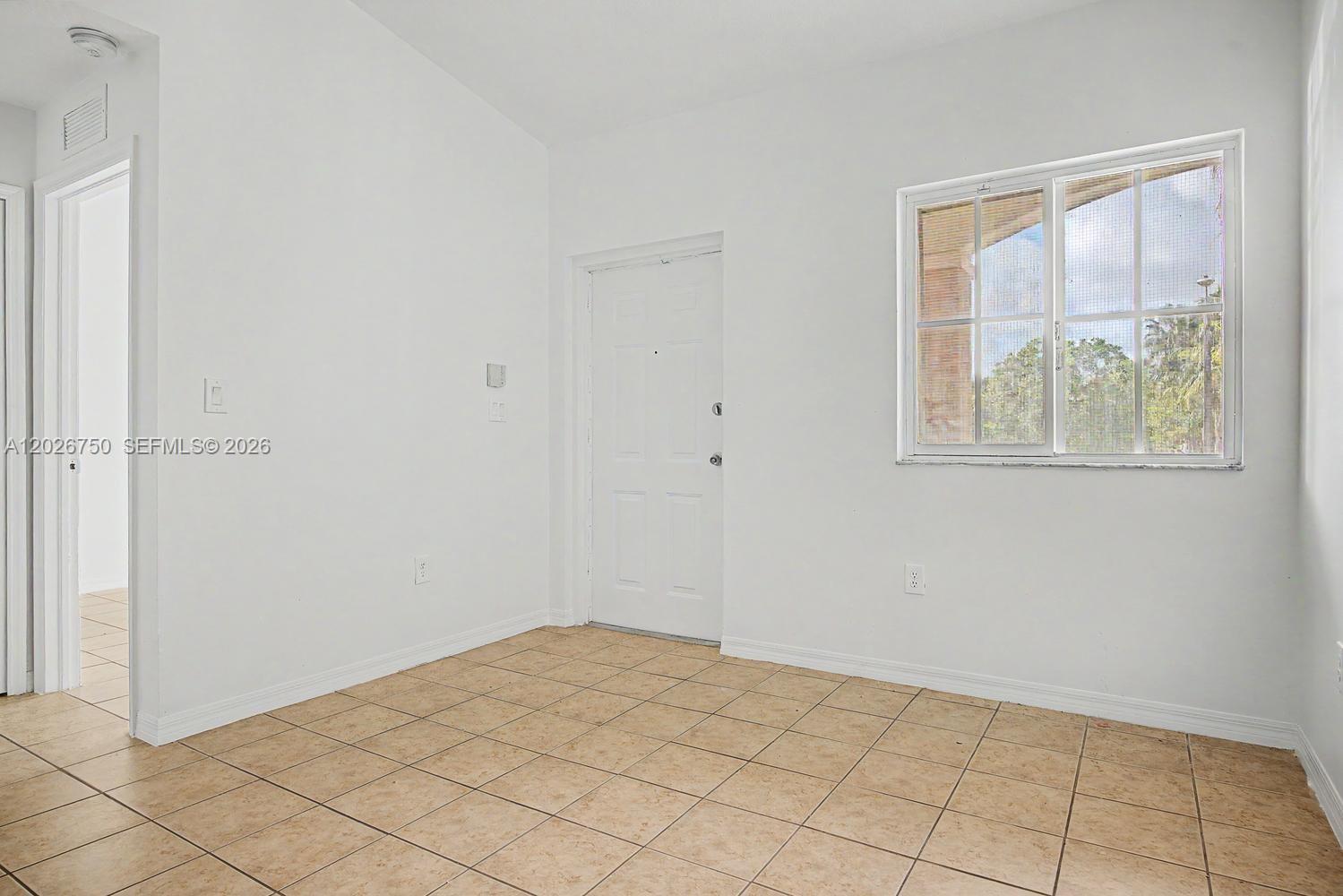 1241 Se 29th Street 203-27 Property Photo 5