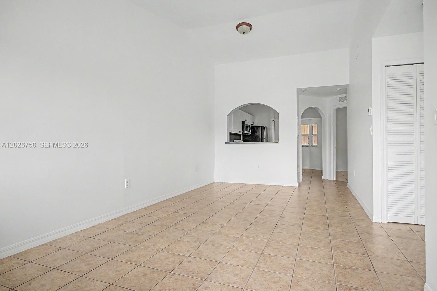 1241 Se 29th Street 203-27 Property Photo 6