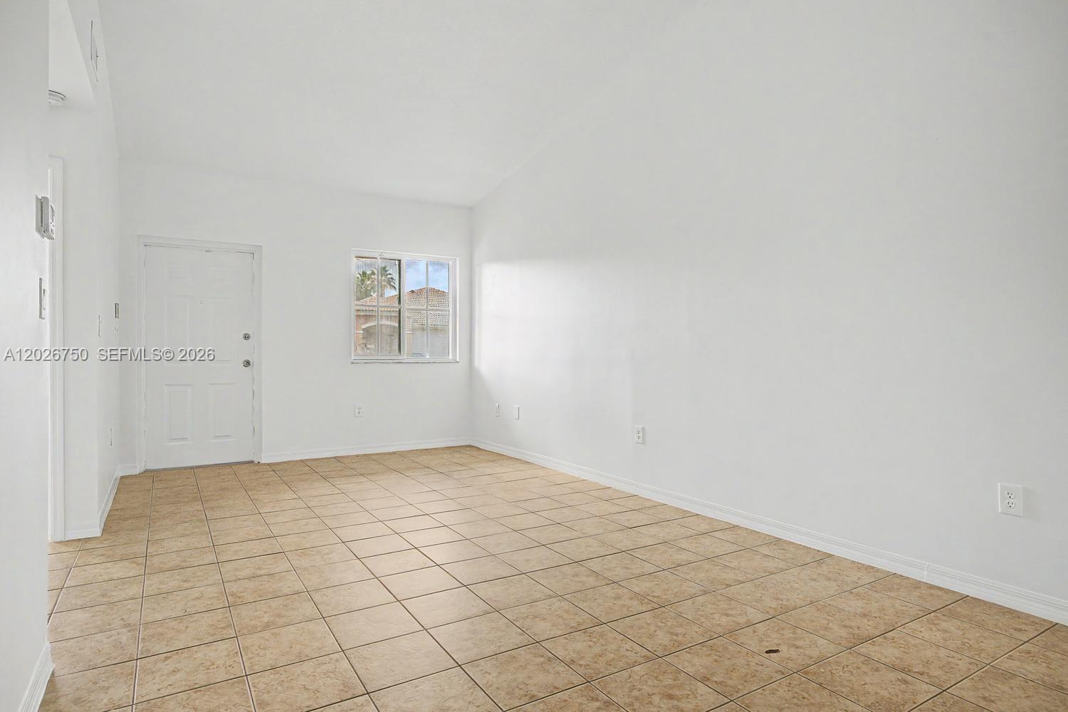1241 Se 29th Street 203-27 Property Photo 8