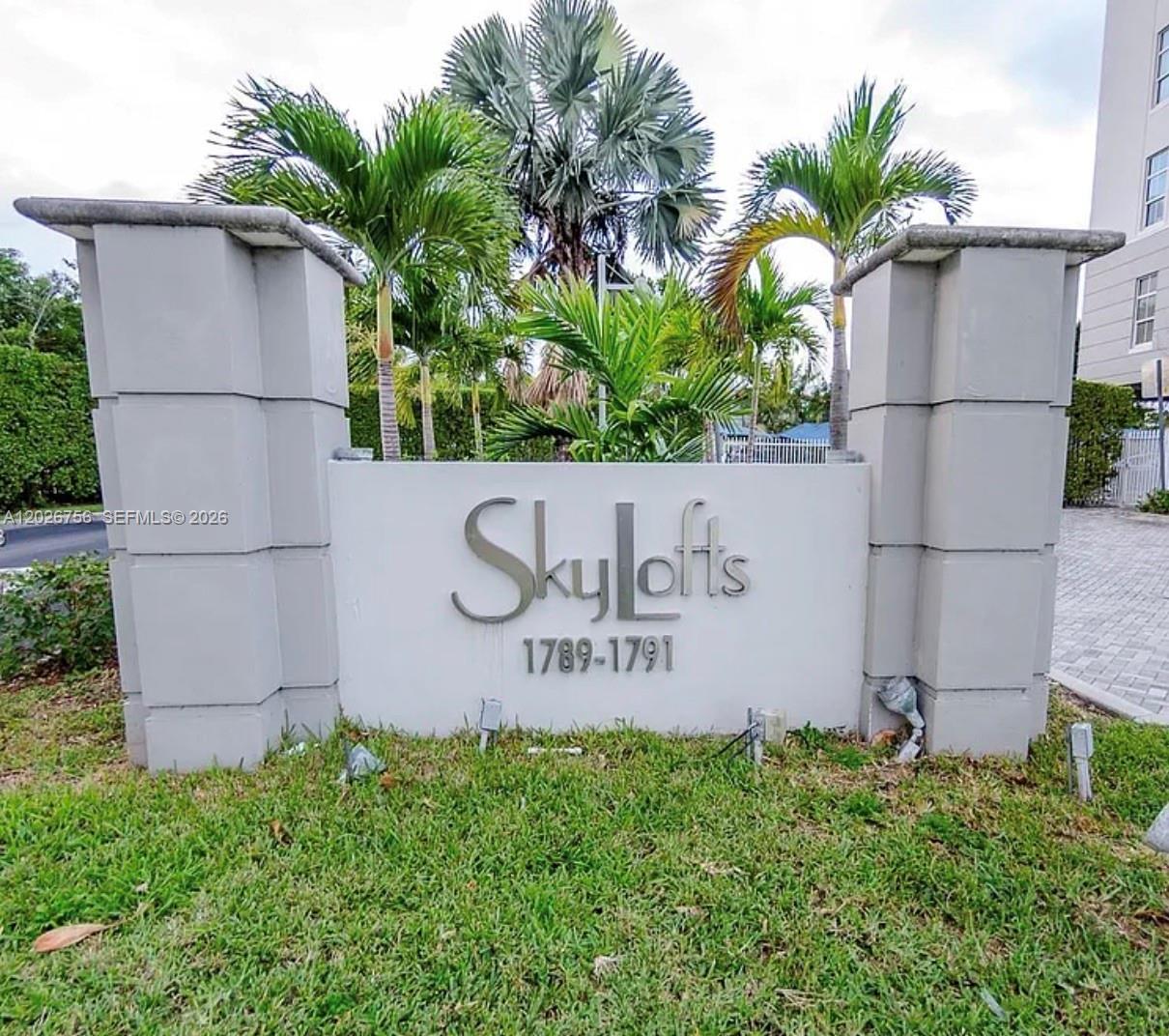 1791 Ne Miami Gardens Drive E405 Property Photo 18