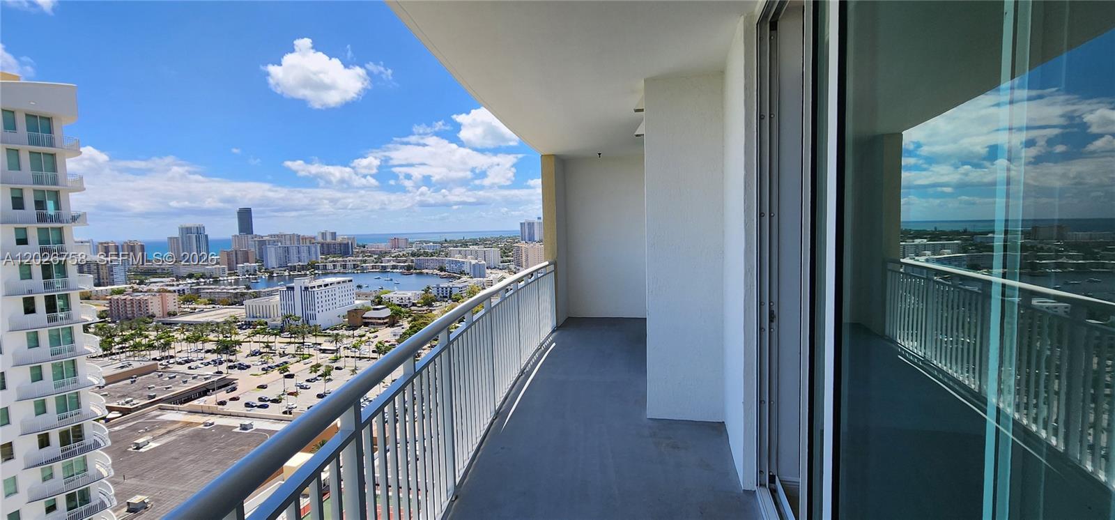 1745 E Hallandale Beach Boulevard 2304w Property Photo 27
