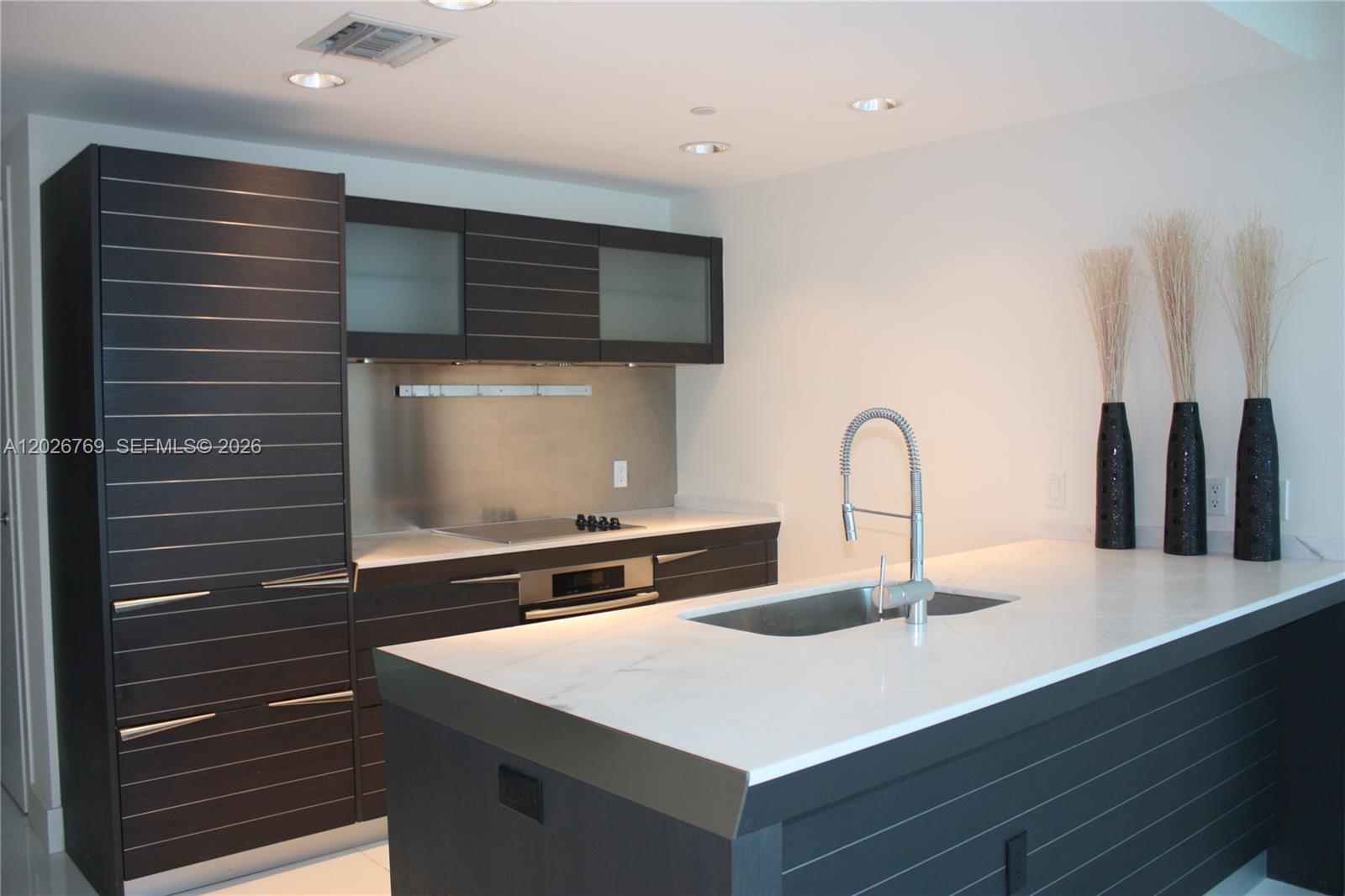 200 Biscayne Boulevard Way 4211 Property Photo 3
