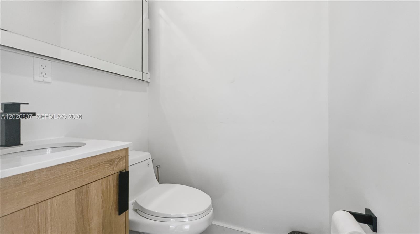A12026837 Property Photo 16